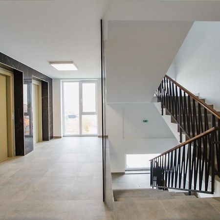 Appartement Trio Orange à Oradea Extérieur photo